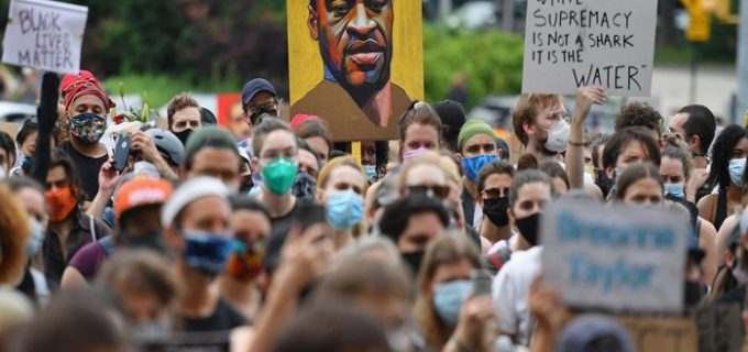 تأثير-الاحتجاجات-الأمريكية-في-شعبية-الرئيس-ترامب_200615_130046 تأثير-الاحتجاجات-الأمريكية-في-شعبية-الرئيس-ترامب_200615_130046