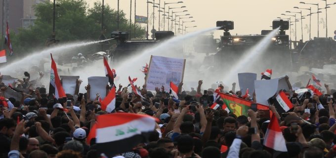 الاحتجاجات-العراقية-بين-العاصفة-والهدوء